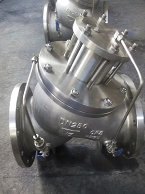 不鏽鋼活塞式（shì）多（duō）功能（néng）水泵控製閥