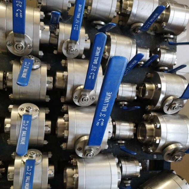 三片式鍛鋼手動球閥（fá）