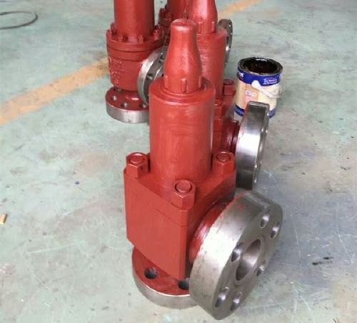 高壓全封閉式安（ān）全閥