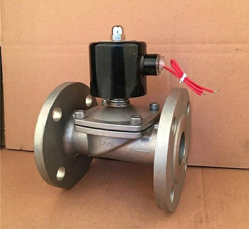 法蘭（lán）不鏽鋼水用電磁閥