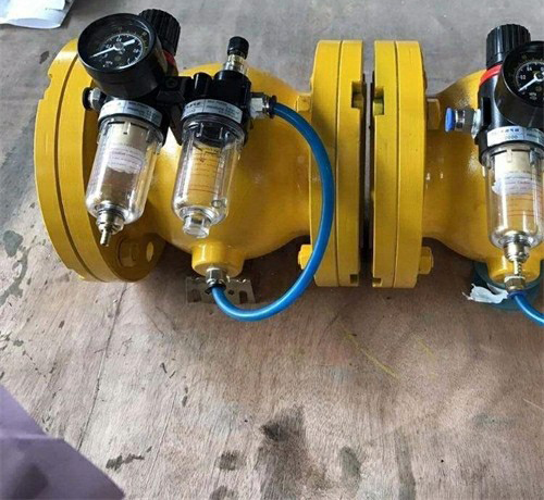 一體式氣動管夾閥