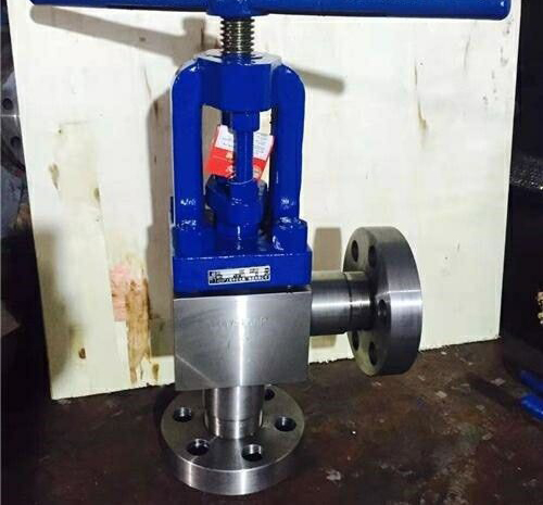 高壓角式截（jié）止閥