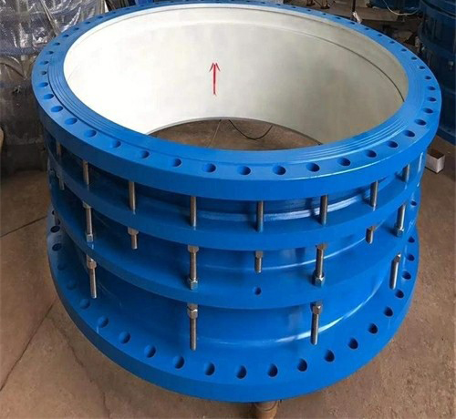 雙法蘭限位伸（shēn）縮接頭